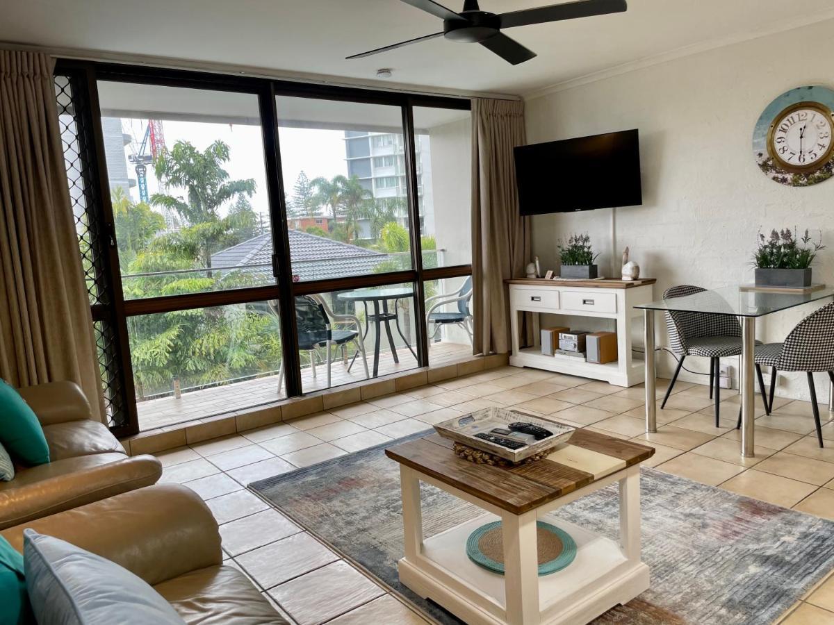 Burleigh Palms Holiday Apartments Gold Coast Extérieur photo