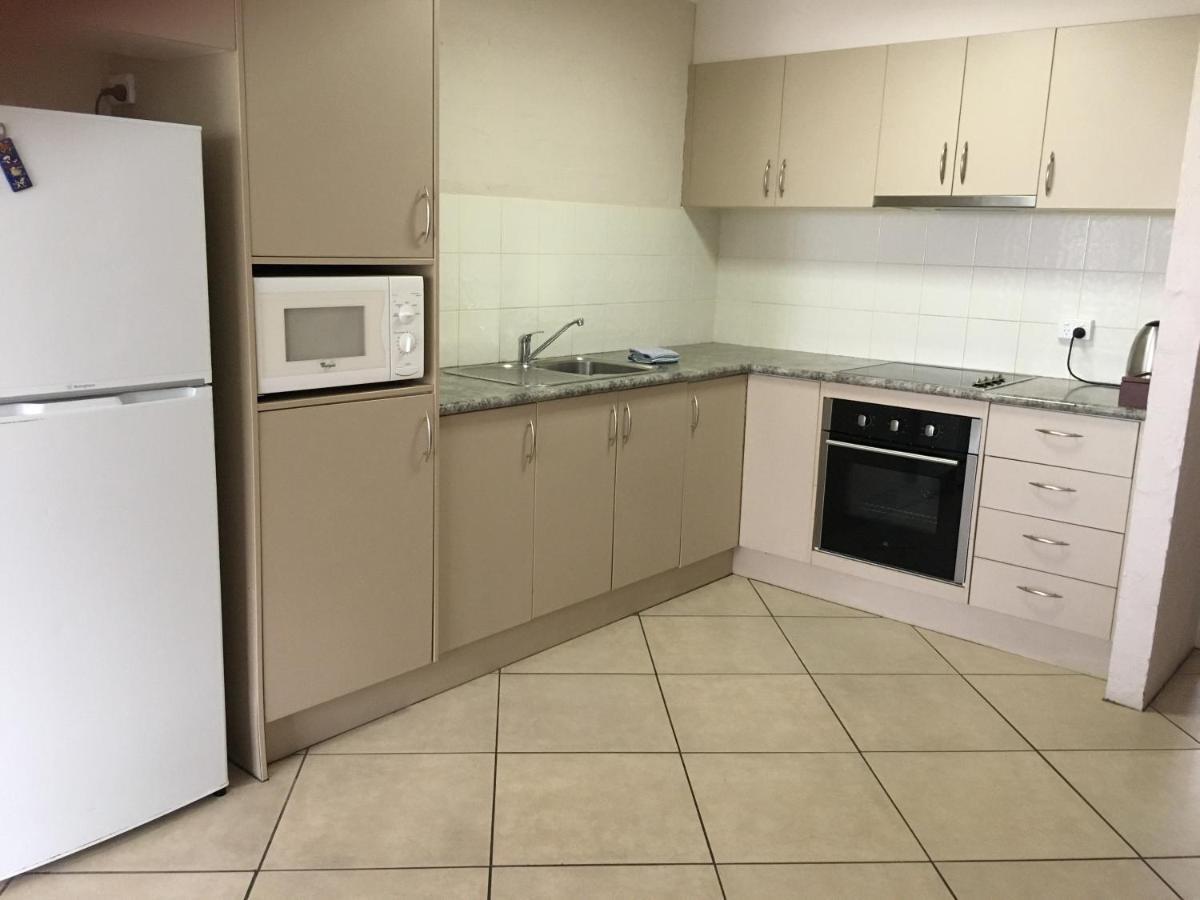 Burleigh Palms Holiday Apartments Gold Coast Extérieur photo